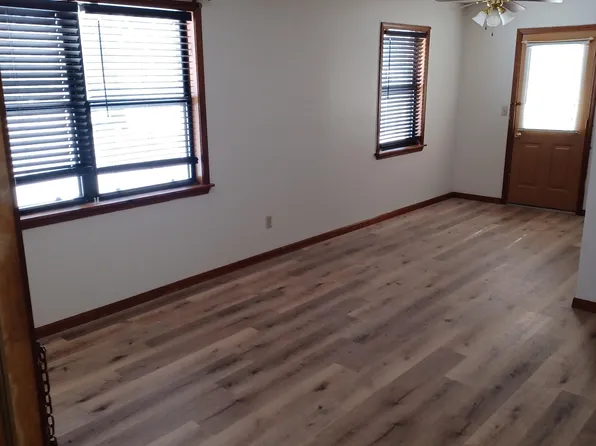 B4-1824 S Vermont Ave, Sedalia, MO 65301