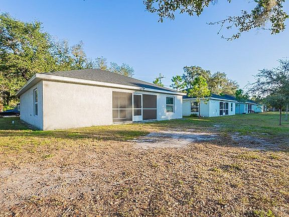 3rd image of 2820 S Shade Ave