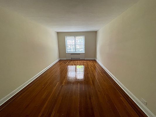 3rd image of 69-10 Yellowstone Blvd #11