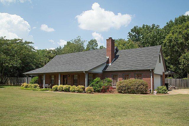 1st image of 517 Wedgewood Dr