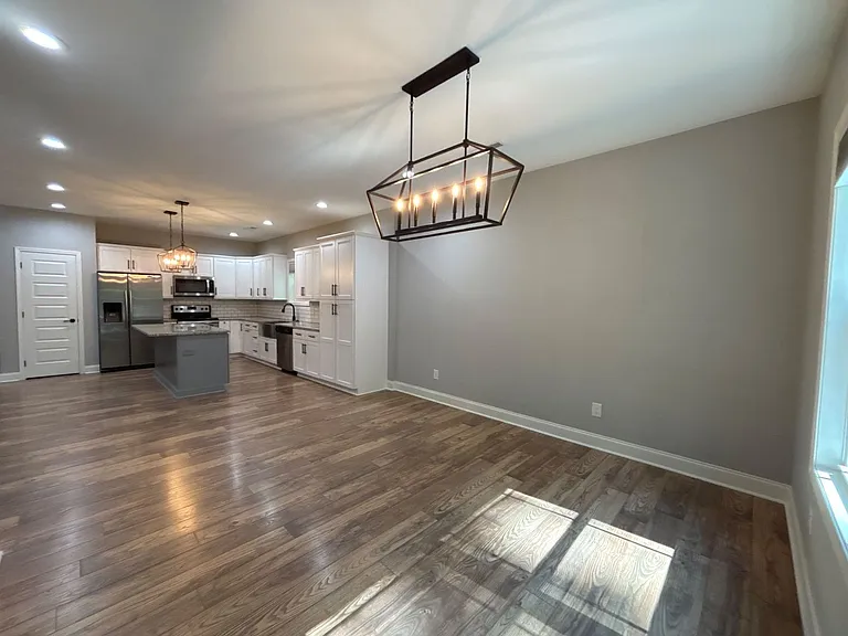 262 Allenwood Dr — Photo 10