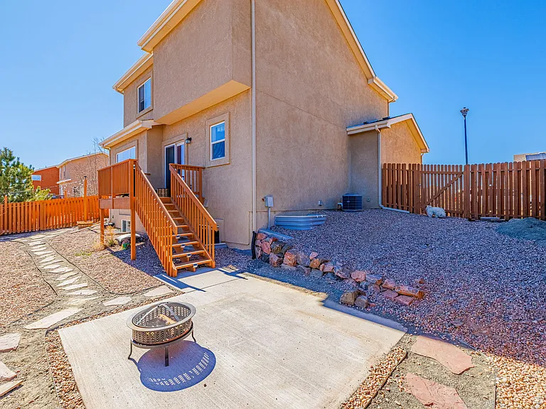 11670 Farnese Hts — Photo 46