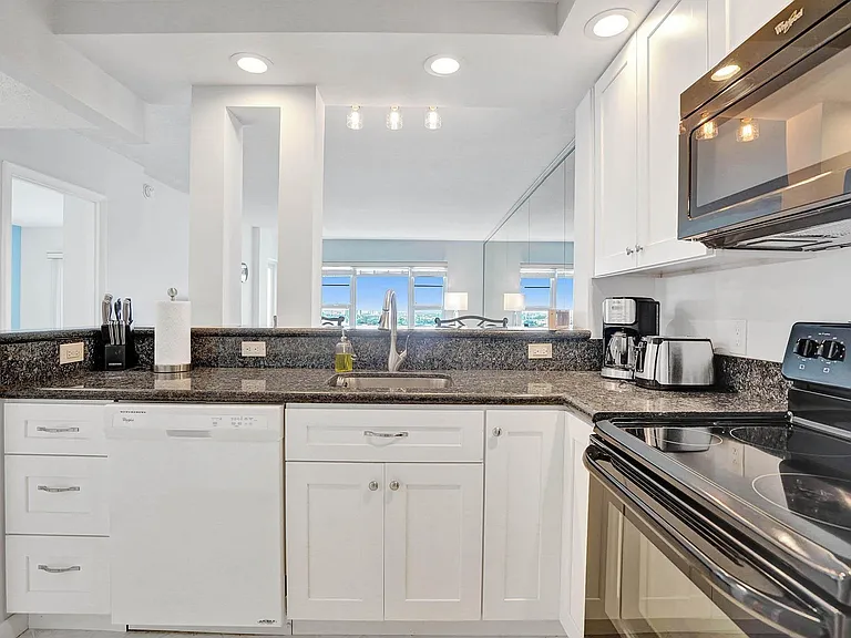 6000 N Ocean Blvd #11E — Photo 23