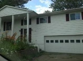 1195 Pebble St, Alpena, MI 49707