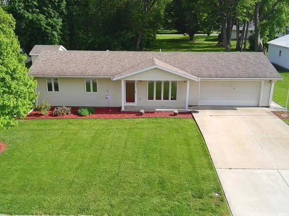 1012 E 3rd St, Fowler, IN 47944
