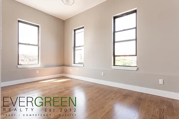 Rented by ERNY LLC | media 9