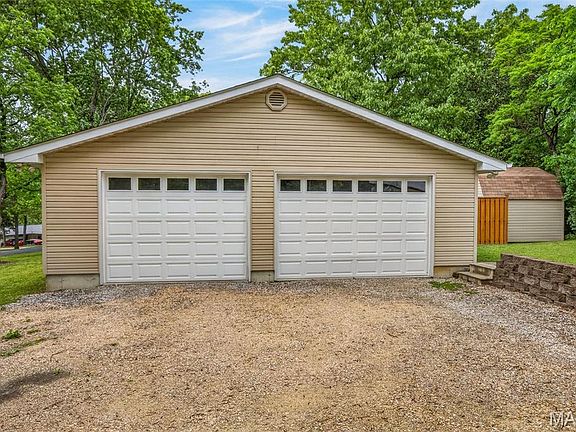5th image of 2580 Ridge Ln