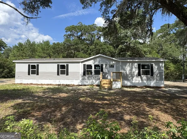38 Jane St, Midway, GA 31320
