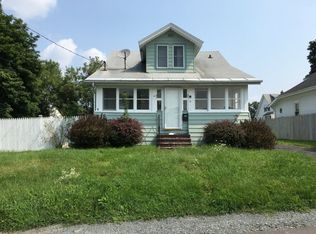 12 Maine Ave, Rensselaer, NY 12144