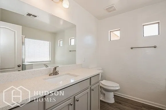 1535 W Nancy Ln — Photo 17