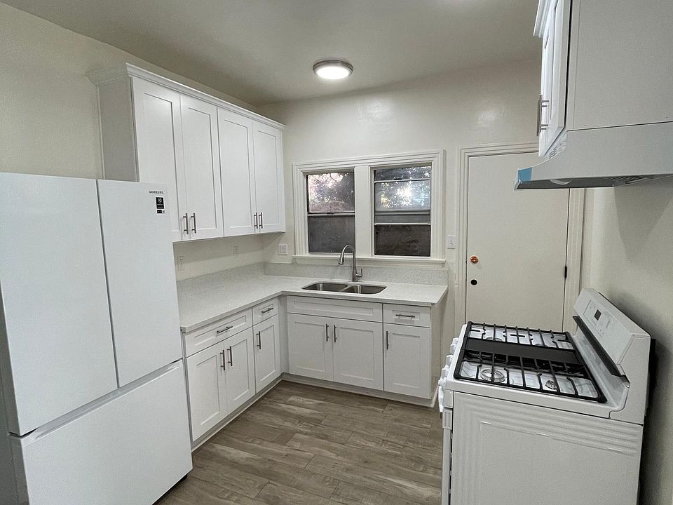 1st image of 1185 W 10th St #1187