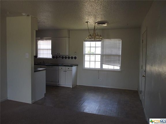 2nd image of 305 N 11th St