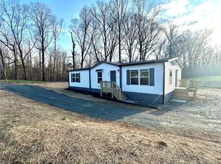 579 Highway 63 Cir, Commerce, GA 30547