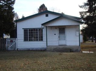404 E Crawford St, Deer Park, WA 99006