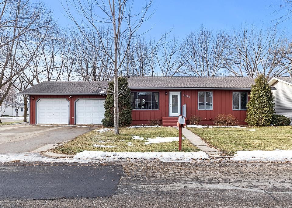 1st image of 1104 Cheryl Ave