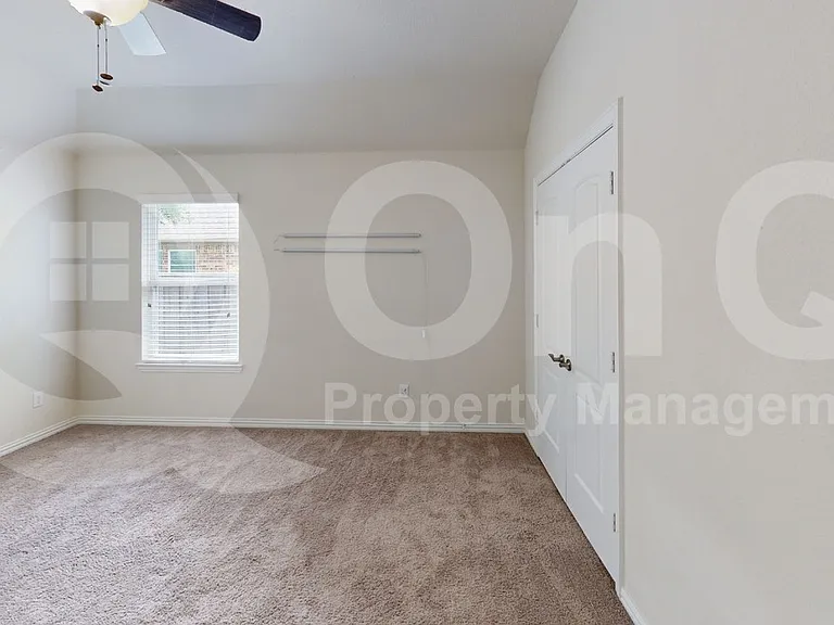 211 Copper Canyon Dr — Photo 14