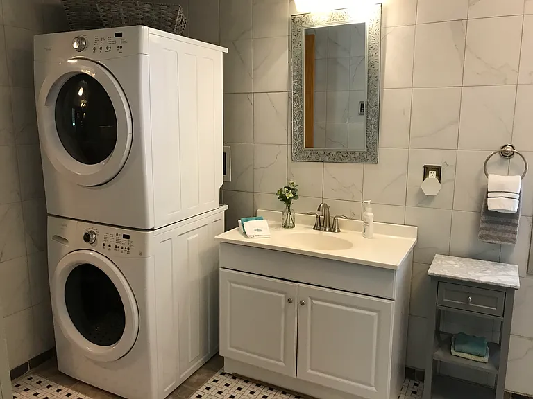 Full Size Washer / Dryer