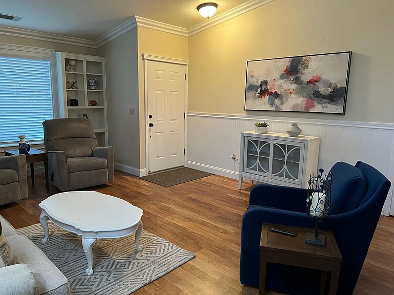 1404 Grouse Dr — Photo 3