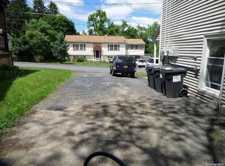 19 Liberty St, Walden, NY 12586