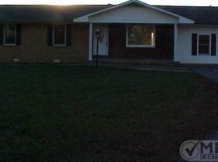 5221 Greenville Rd, Elkton, KY 42220