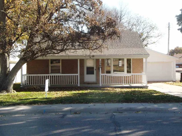 1503 W 5th St, McCook, NE 69001