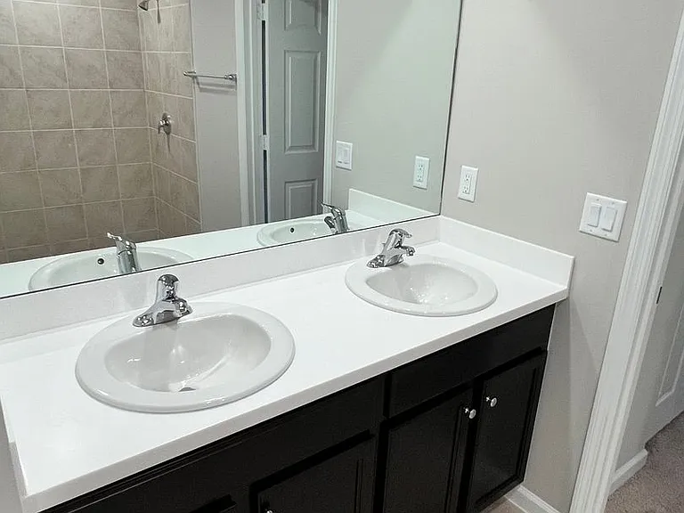 5951 NW Baynard Dr — Photo 29