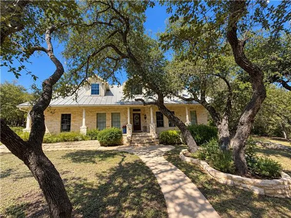 801 Rainbows End, Wimberley, TX 78676