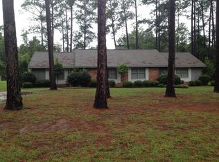 2746 Seminole Trl, Waycross, GA 31503