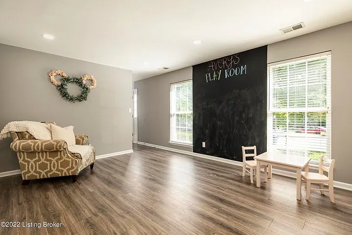 5212 Charlbury Ct — Photo 5