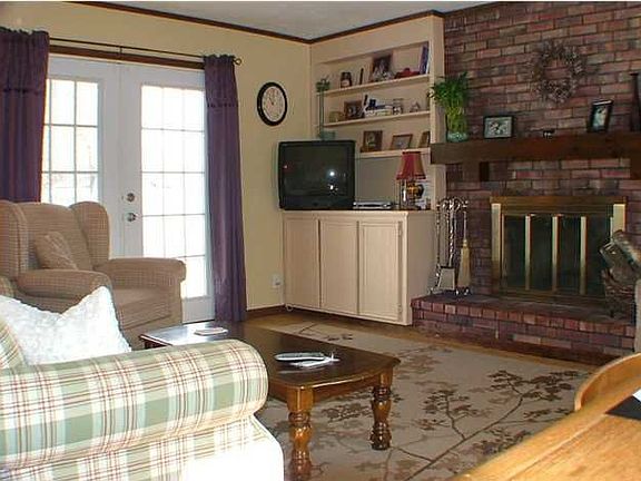 Family Room with fireplace