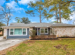 6102 Spruce Forest Dr, Houston, TX 77092