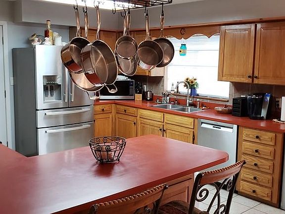 4th image of 655 Westward Cir