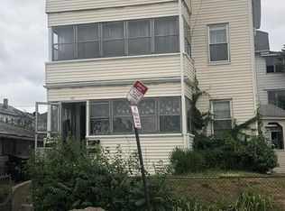 69 Ward St, Worcester, MA 01610