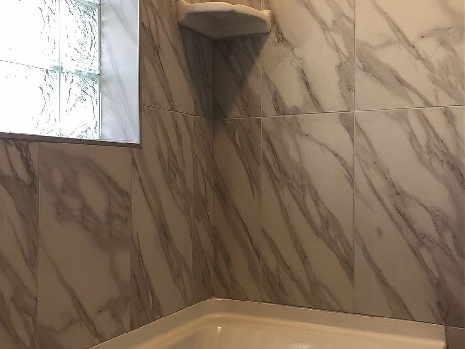 81702C5C-C0ED-4FFD-A6DB-49FC1C1527A2