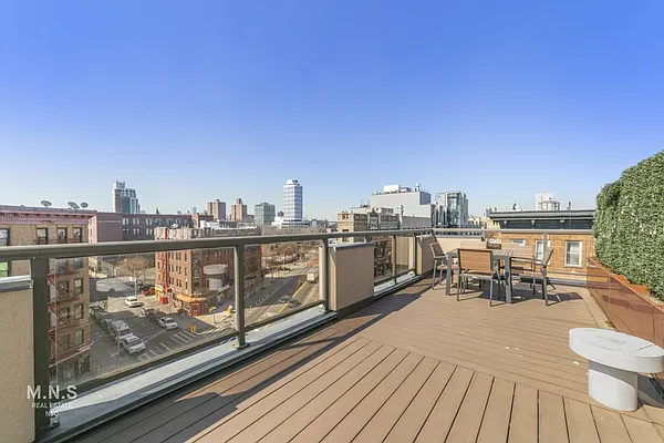 Rented by MNS | media 1