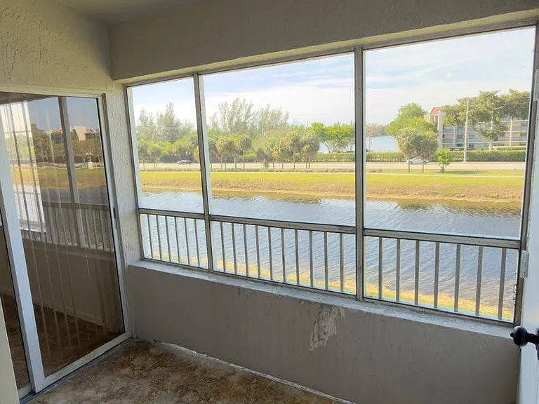 2851 N Oakland Forest Dr #307 — Photo 23