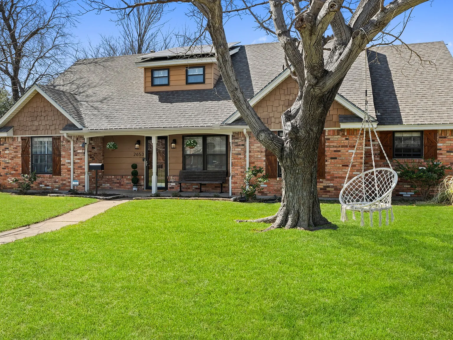 2653 Heatherwood Dr — Photo 1