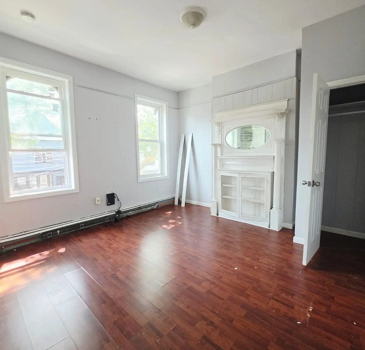 4 bed, 1200 sqft, $2,250 — Photo 4