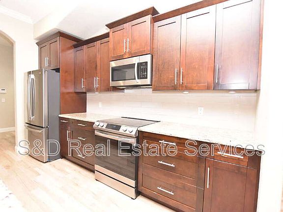 4th image of 6986 Highlands Creek Ave