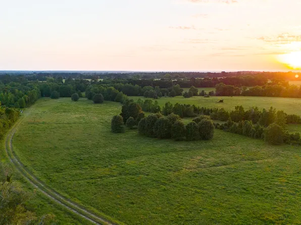 000 County Road 120, Centerville, TX 75833