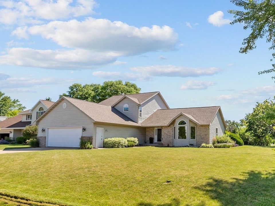 1st image of 3040 Park Lawn Ct