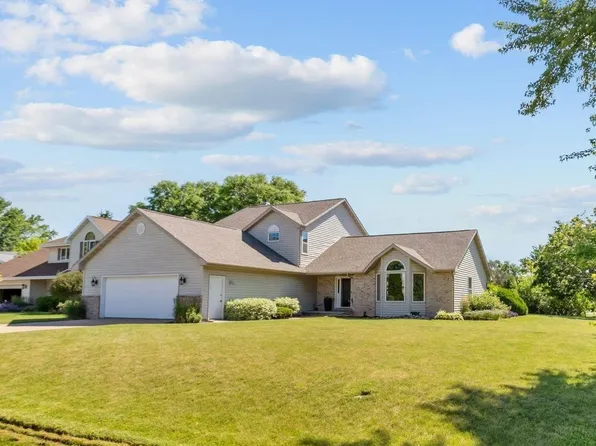 3040 Park Lawn Ct, Appleton, WI 54911