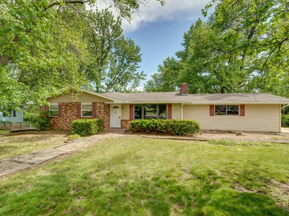 315 W Nellie Avenue, Monett, MO 65708