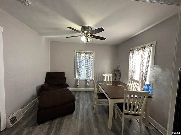 5th image of 117 S Elmwood Ave