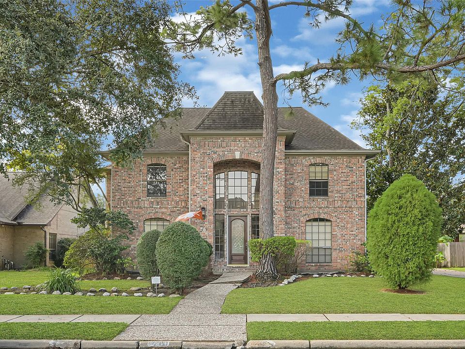 1st image of 2211 Rockhaven Dr