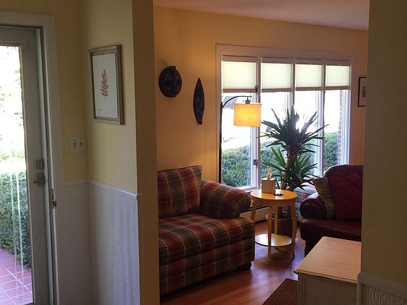 entryway and living room