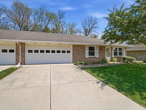 3rd image of 4898 Brannan Dr E