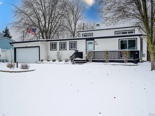 23424 Urban St, Macomb, MI 48042