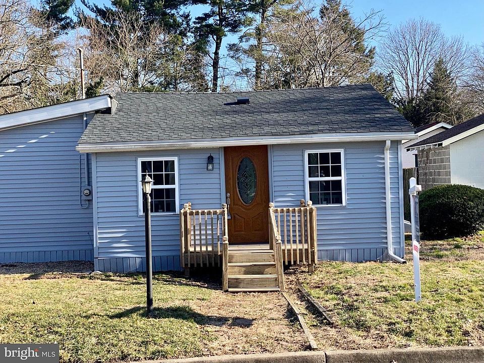 1st image of 7 N Miller Ave