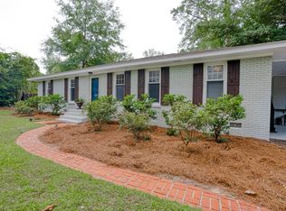 2600 Hay St, Beaufort, SC 29902